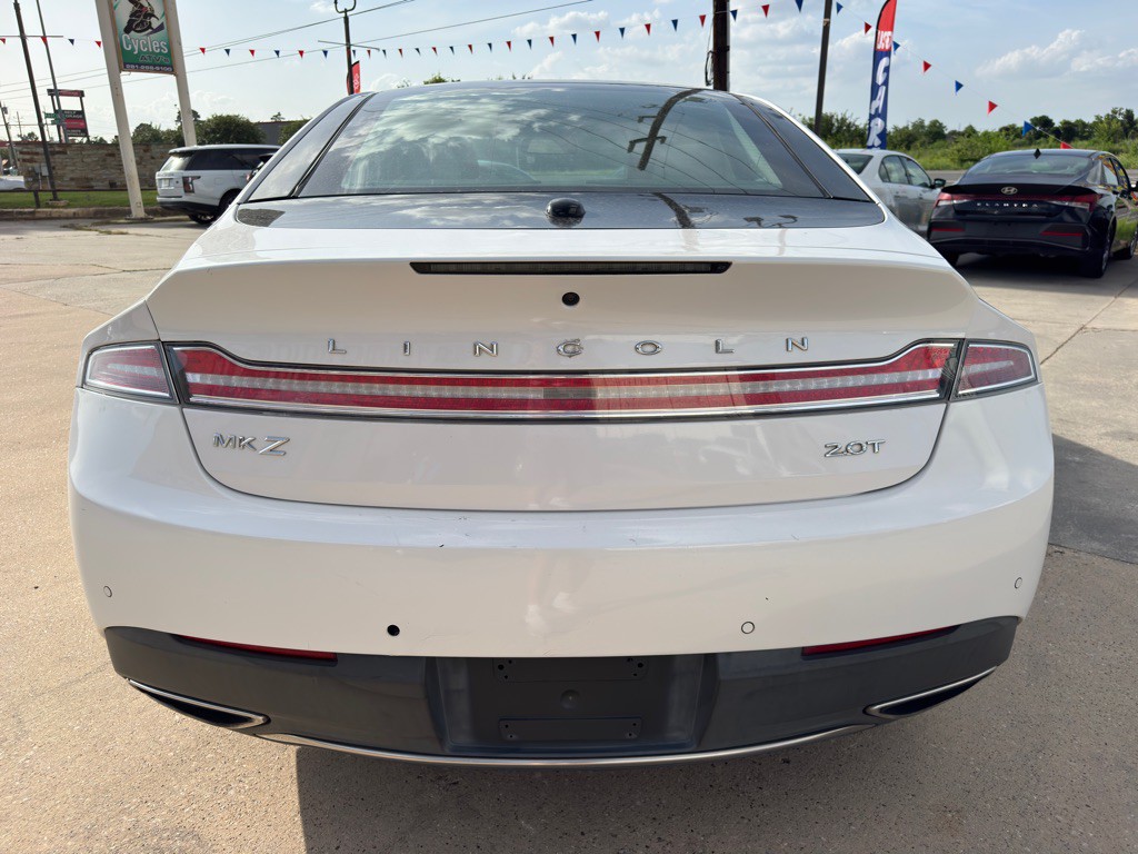 2020 Lincoln MKZ Image 10