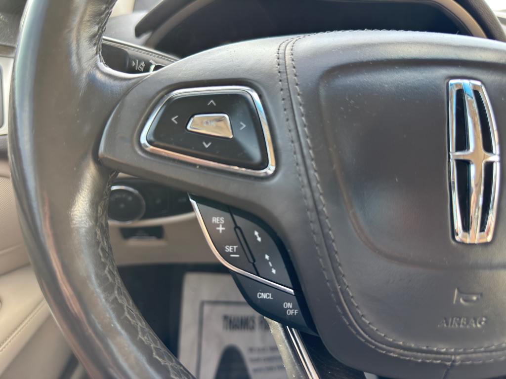 2020 Lincoln MKZ Image 31