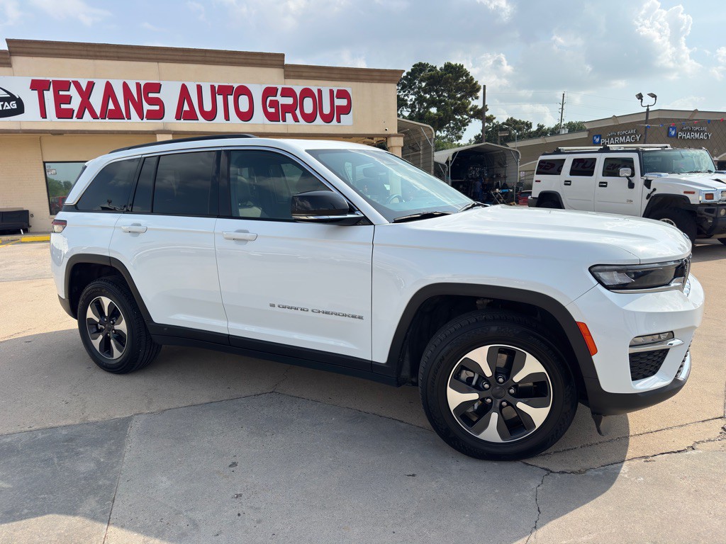 2024 Jeep Grand Cherokee Image 2