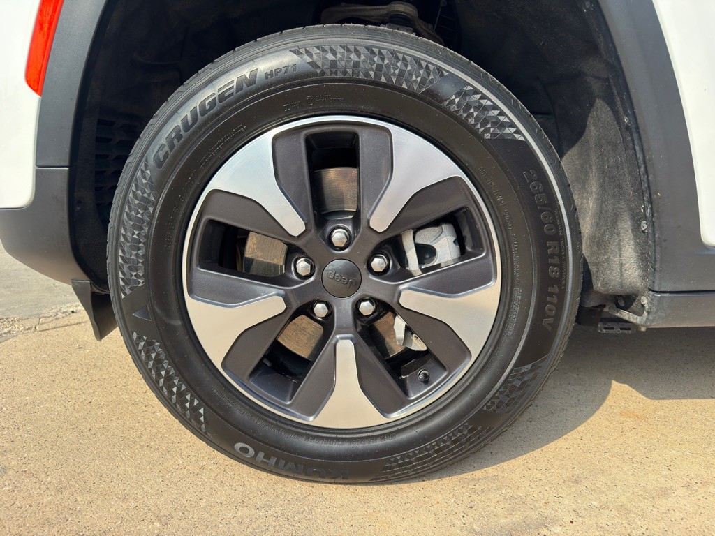 2024 Jeep Grand Cherokee Image 12