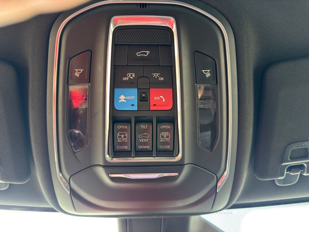 2024 Jeep Grand Cherokee Image 34