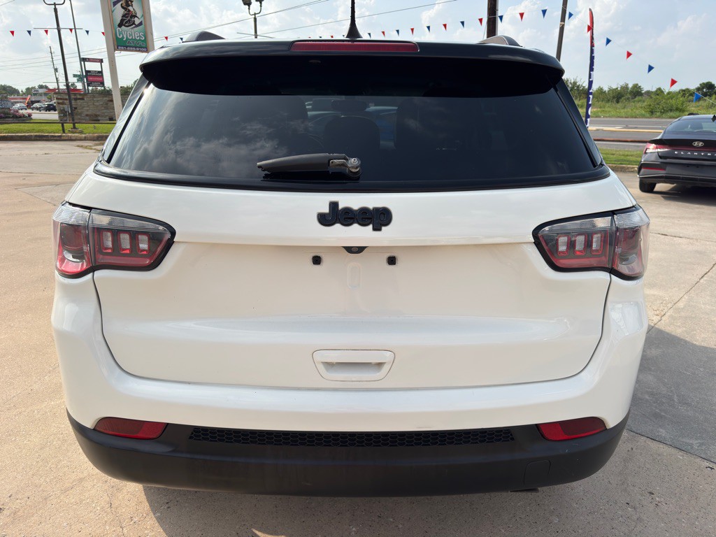 2020 Jeep Compass Image 9