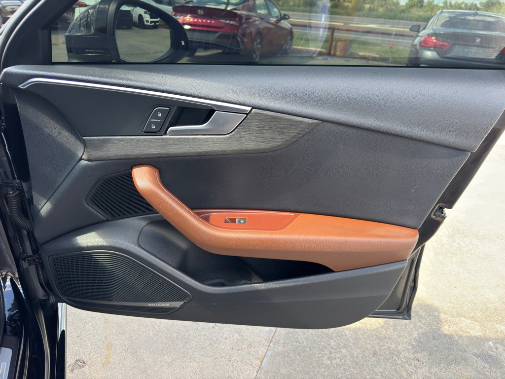 2018 Audi A4 Image 22