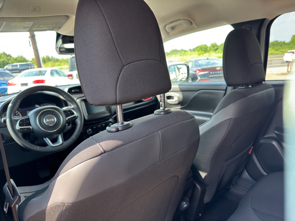 2020 Jeep Renegade Image 14