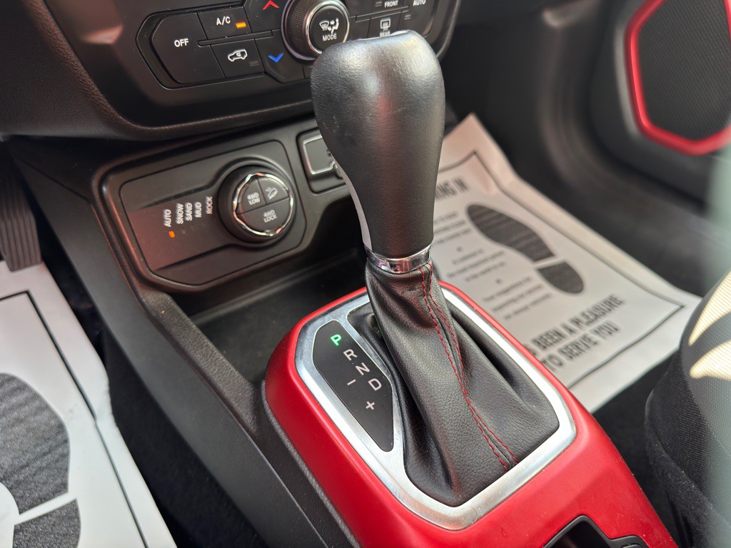 2020 Jeep Renegade Image 29