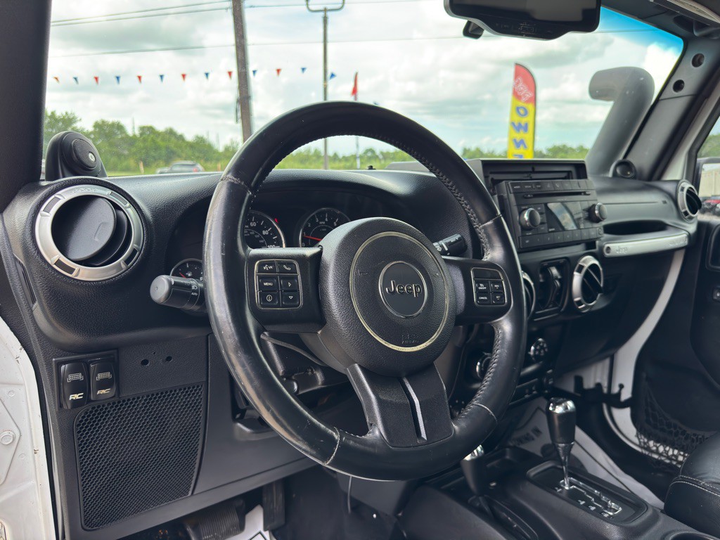 2013 Jeep Wrangler Unlimited Image 23