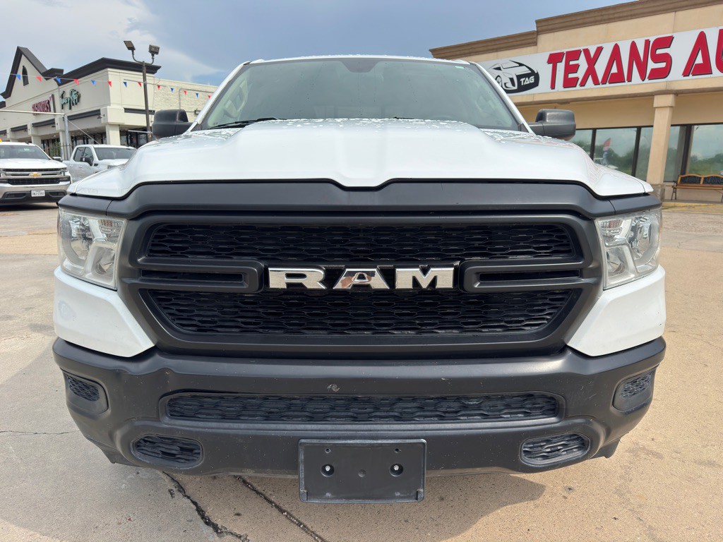2019 RAM 1500 Image 3