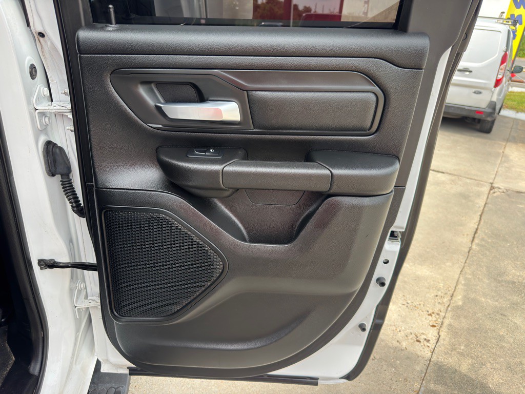 2019 RAM 1500 Image 17