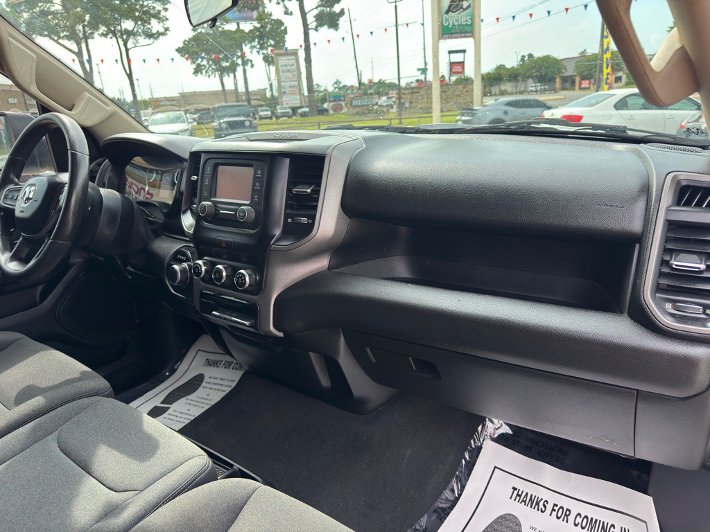2019 RAM 1500 Image 19