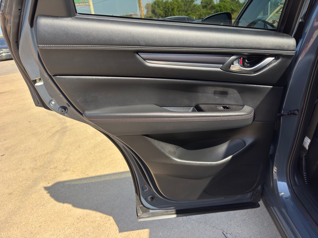 2025 Mazda CX-5 Image 15