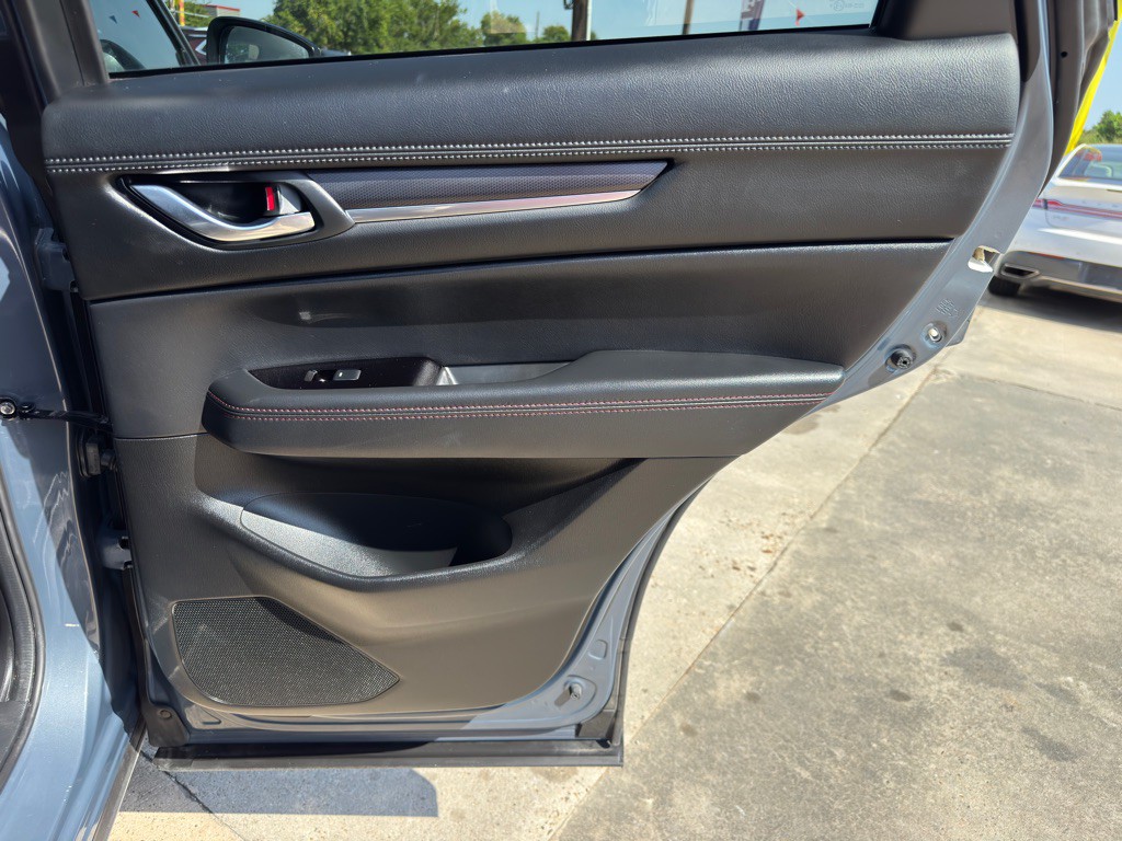 2025 Mazda CX-5 Image 18