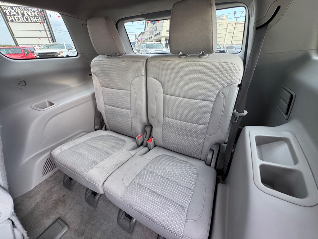2022 GMC Acadia Image 11