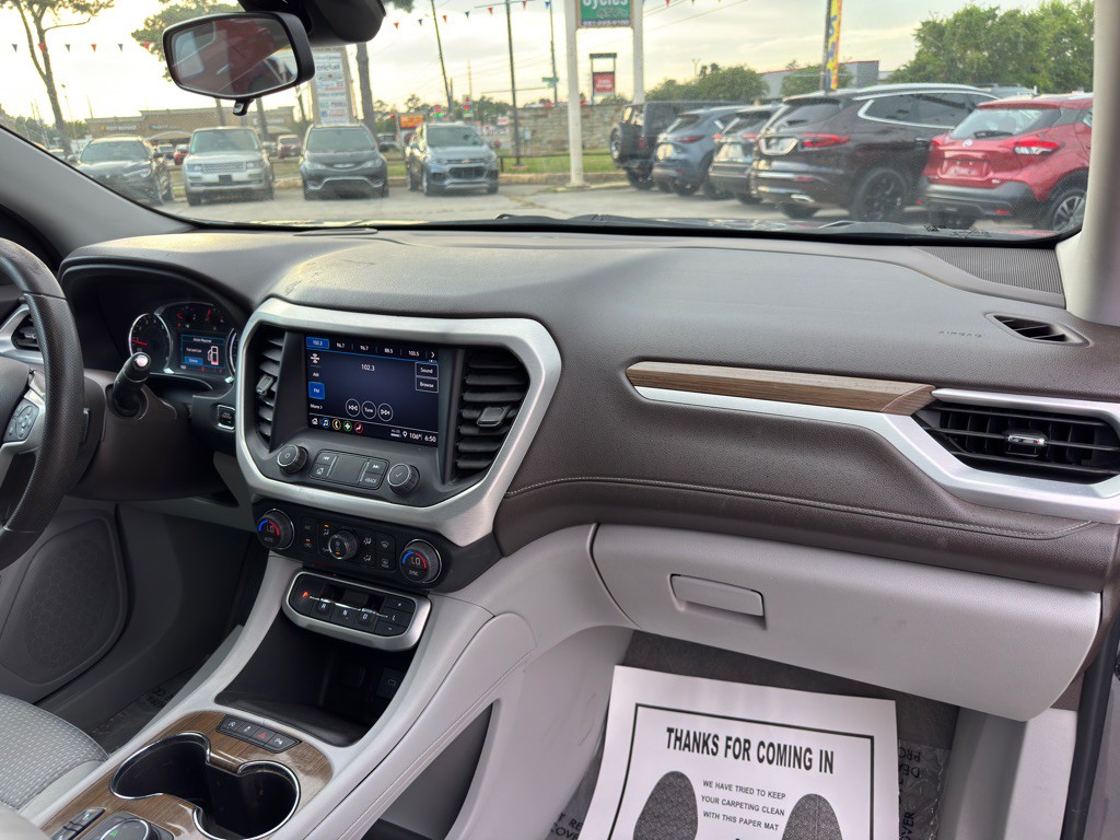 2022 GMC Acadia Image 20