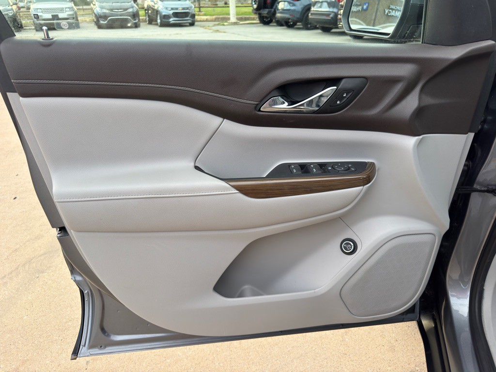 2022 GMC Acadia Image 24