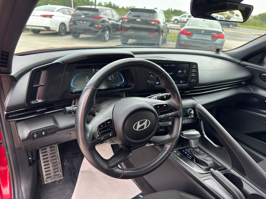 2025 Hyundai Elantra Image 21