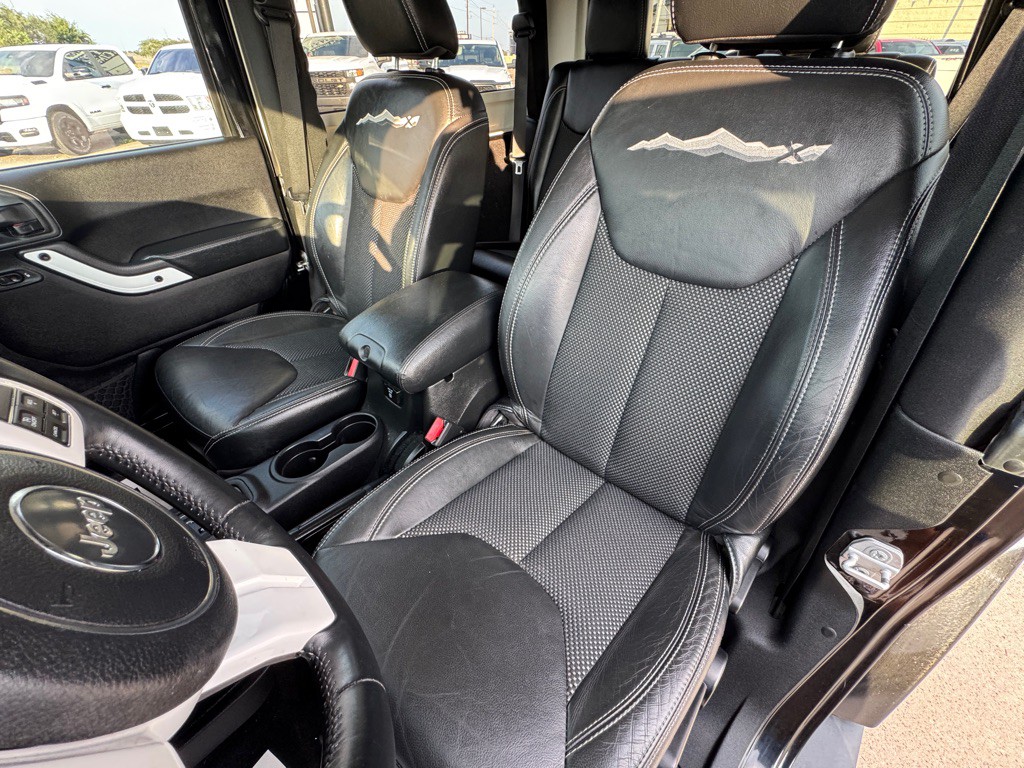 2015 Jeep Wrangler Image 19