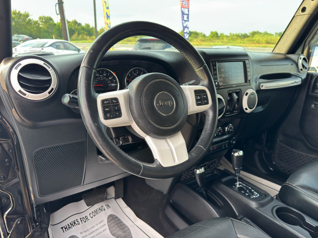 2015 Jeep Wrangler Image 20