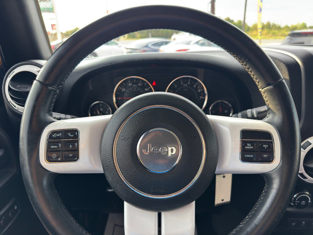 2015 Jeep Wrangler Image 23