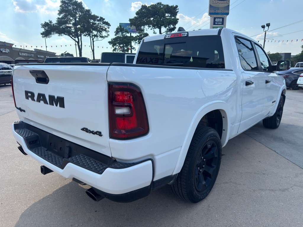 2025 RAM 1500 Image 10