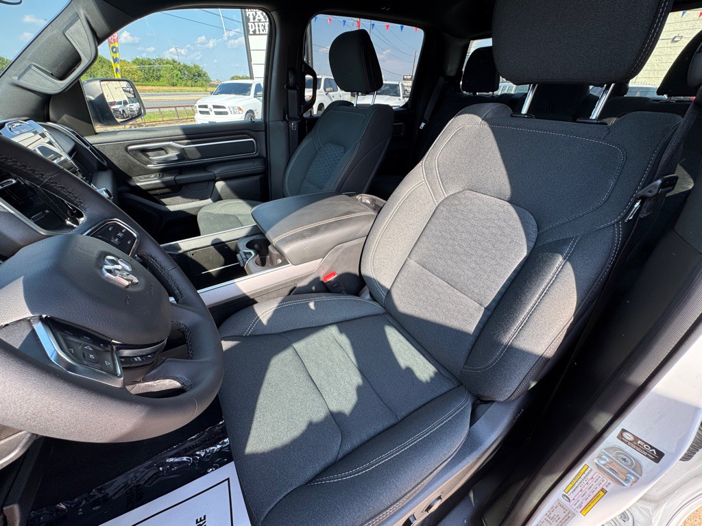 2025 RAM 1500 Image 22