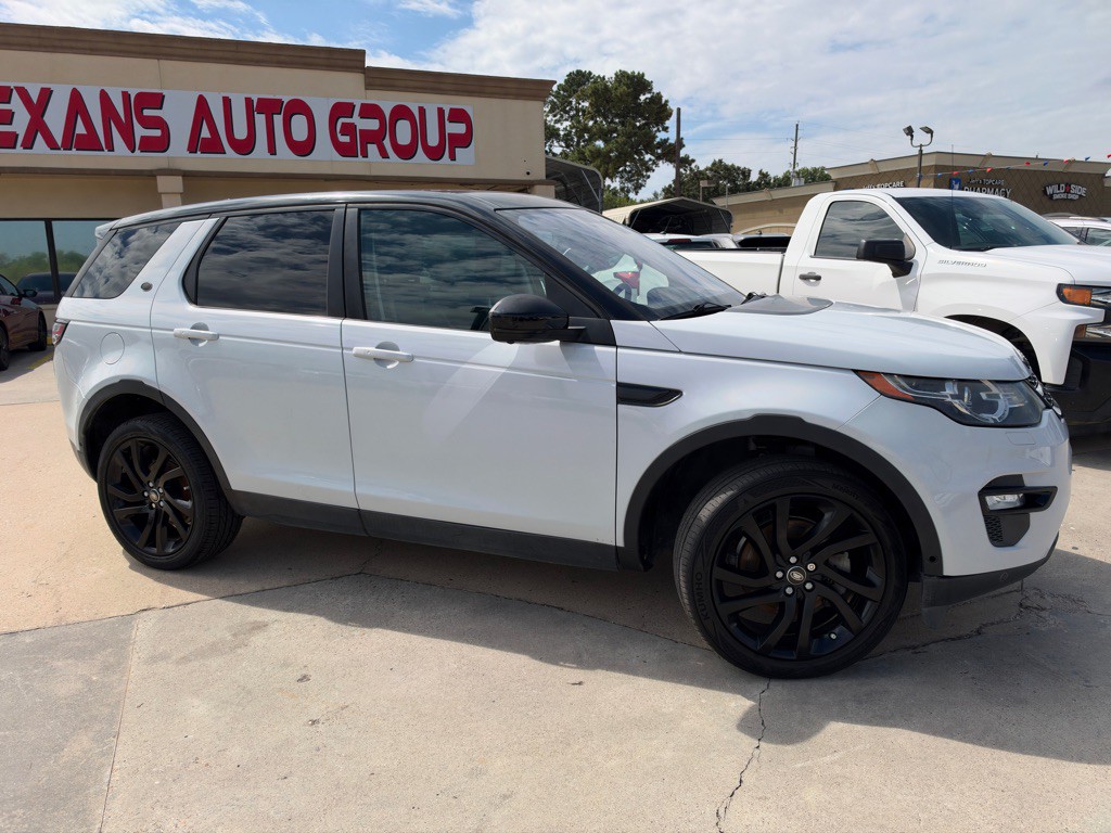 2016 Land Rover Discovery Sport Image 2