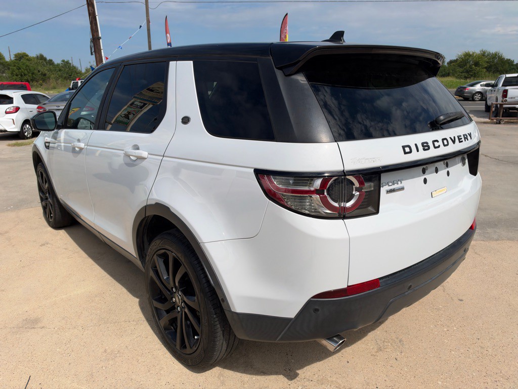 2016 Land Rover Discovery Sport Image 8