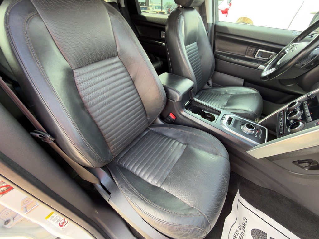 2016 Land Rover Discovery Sport Image 18