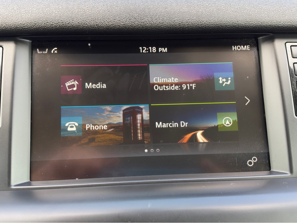 2016 Land Rover Discovery Sport Image 26