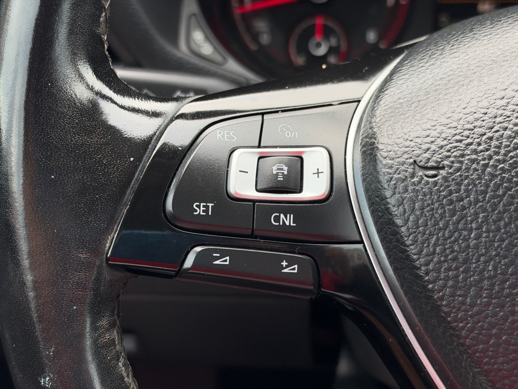 2020 Volkswagen Passat Image 30