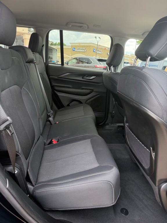 2023 Jeep Grand Cherokee Image 12