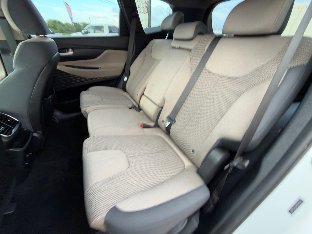 2019 Hyundai Santa Fe Image 12
