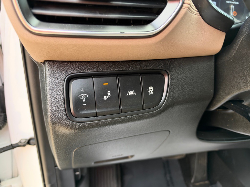 2019 Hyundai Santa Fe Image 24