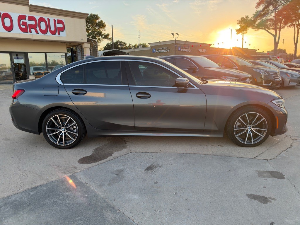 2020 BMW 3 Series Image 10