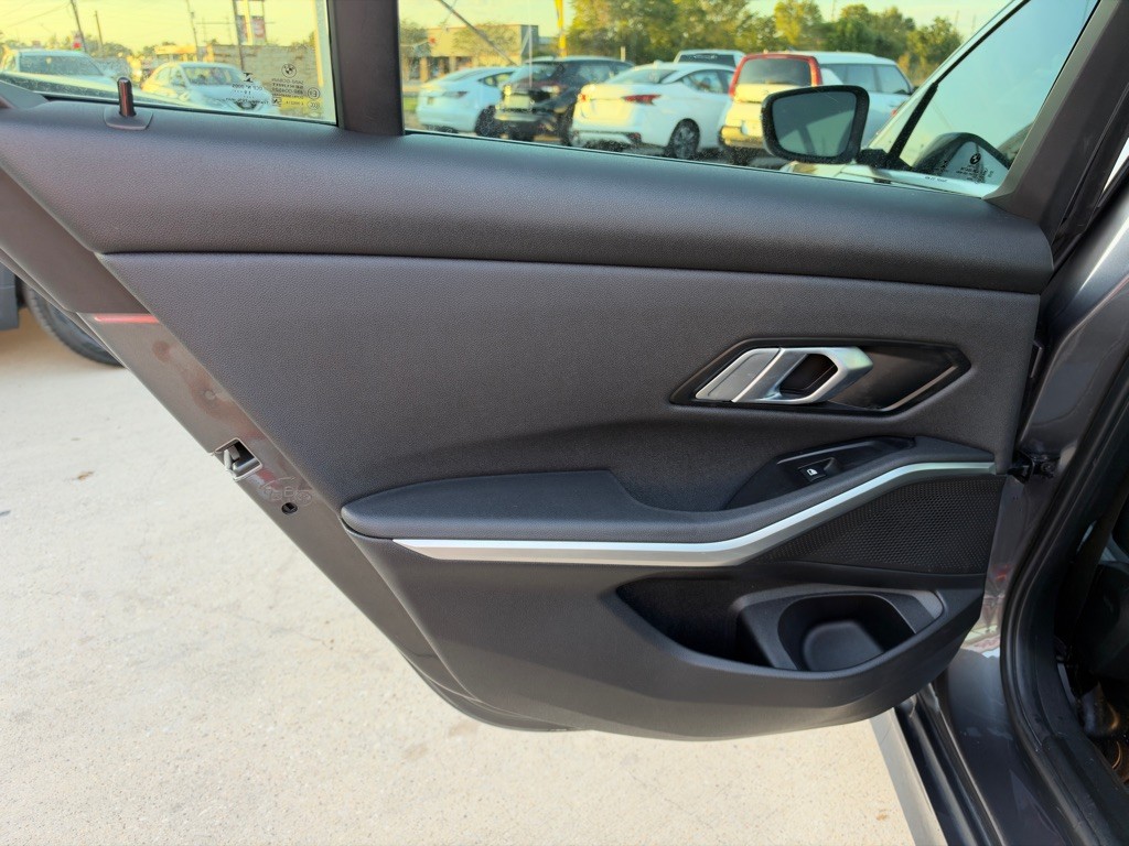 2020 BMW 3 Series Image 13