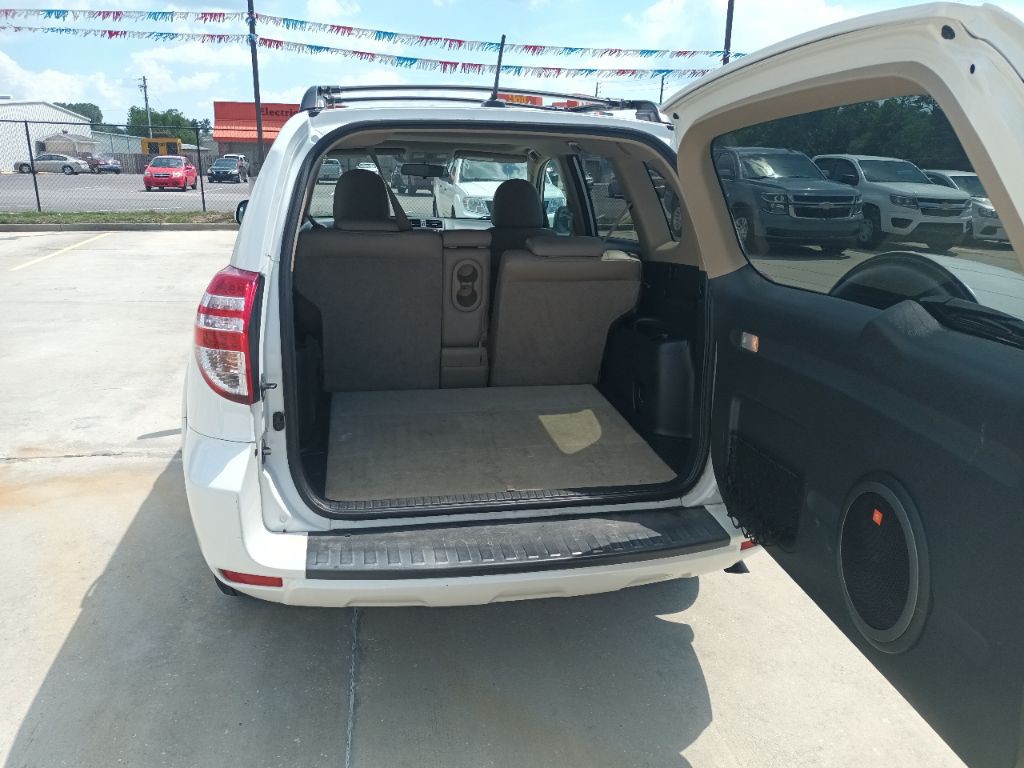 2011 Toyota Rav4 Image 5