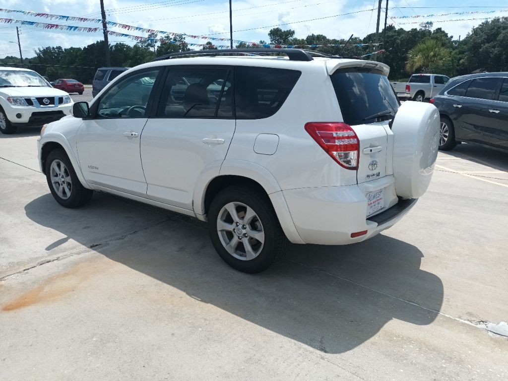 2011 Toyota Rav4 Image 11