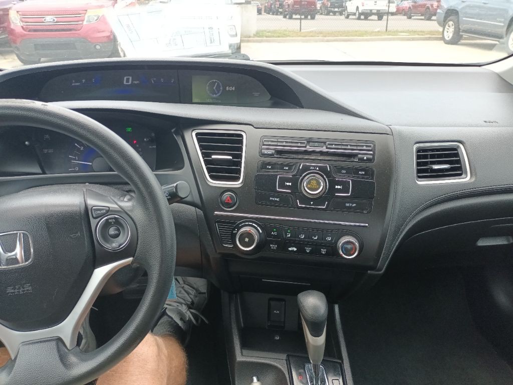 2015 Honda Civic Image 11