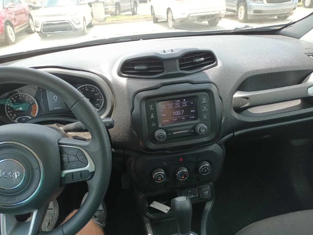 2020 Jeep Renegade Image 11