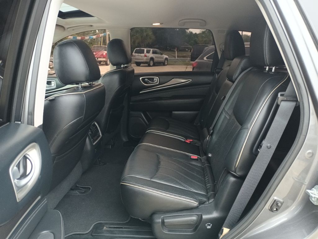 2017 INFINITI QX60 Image 9