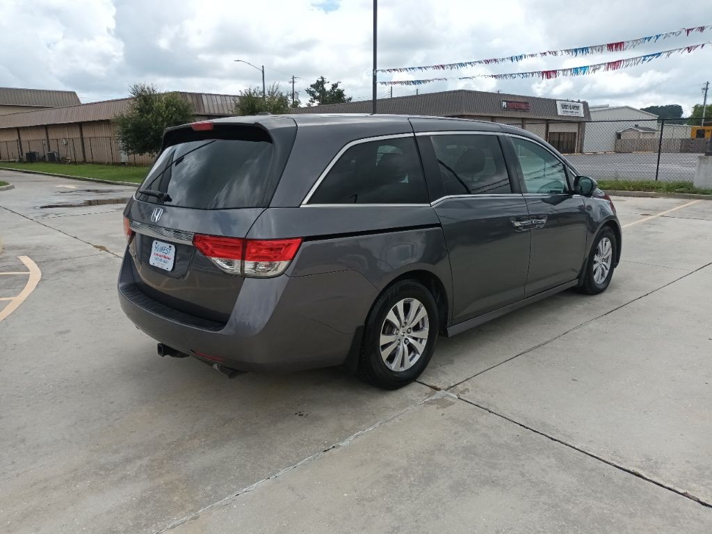 2015 Honda Odyssey Image 2