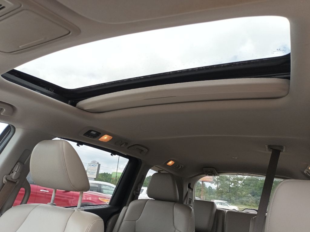 2015 Honda Odyssey Image 12