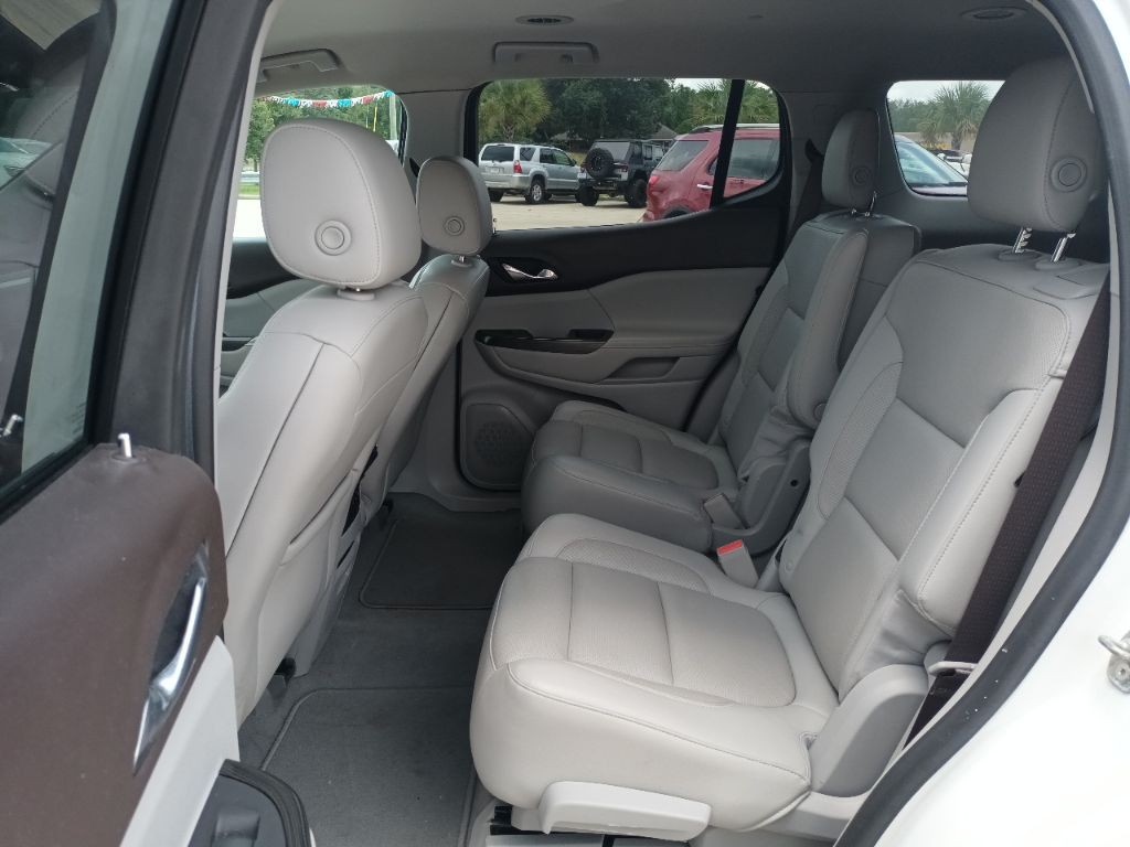 2018 GMC Acadia Image 8