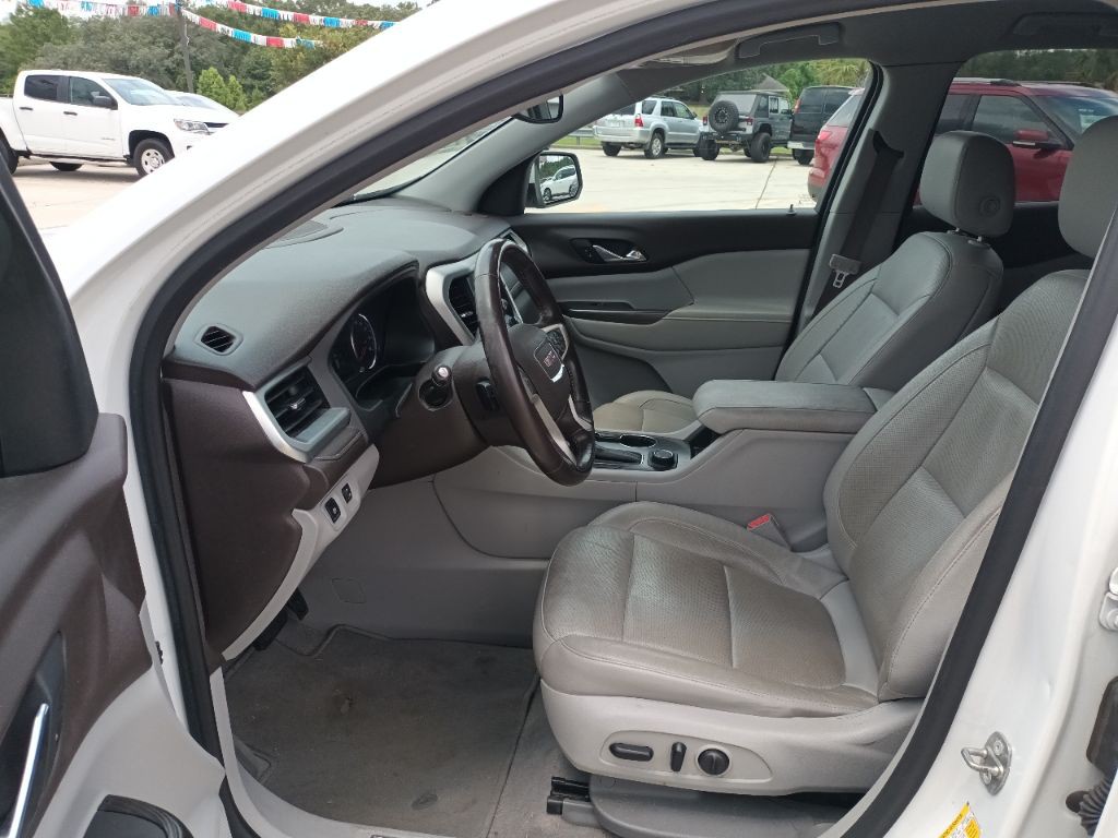 2018 GMC Acadia Image 9