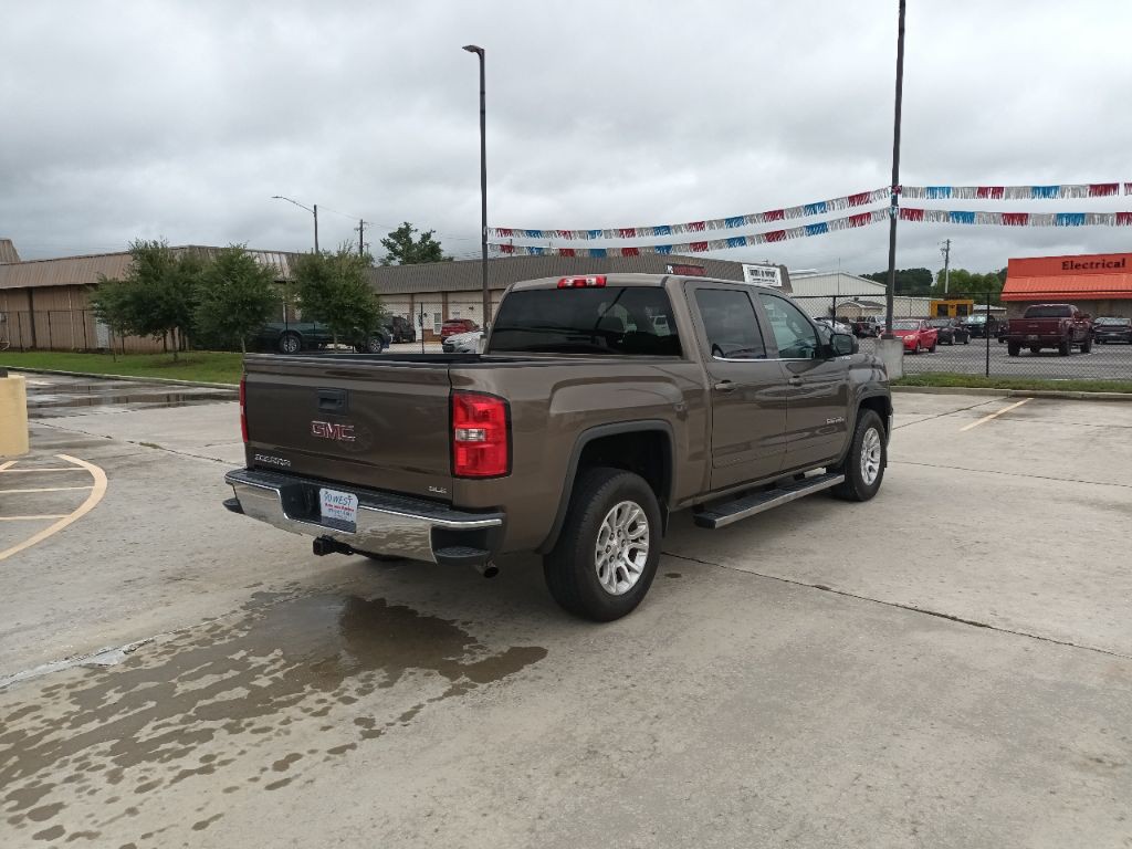 2015 GMC Sierra Image 2