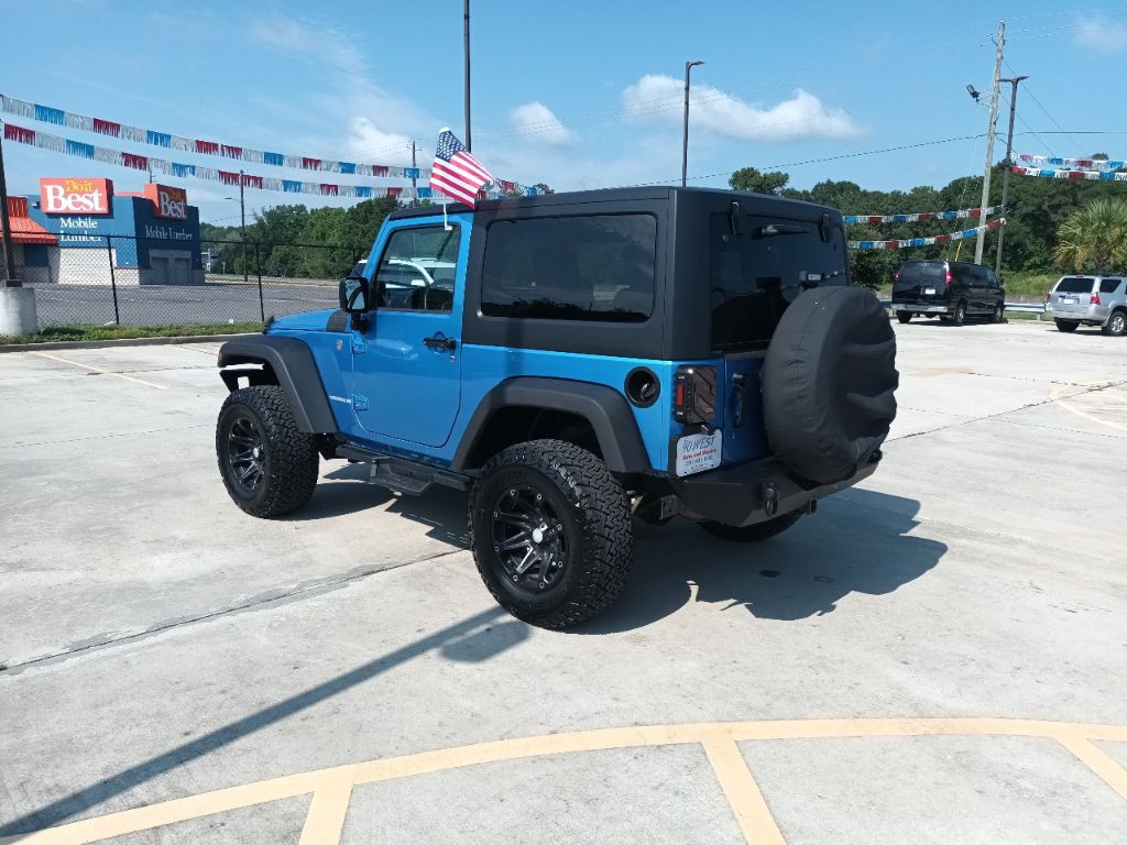 2010 Jeep Wrangler Image 2