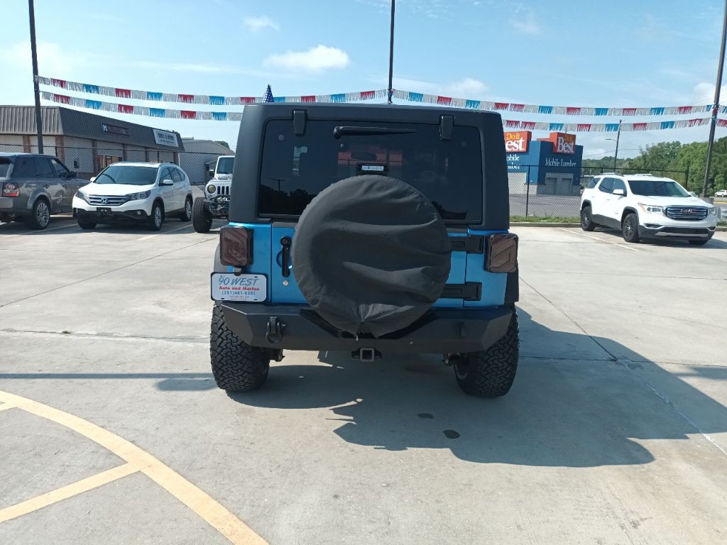 2010 Jeep Wrangler Image 6