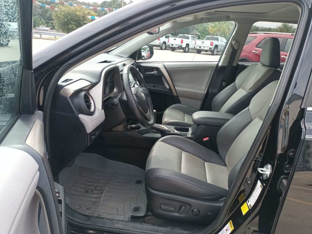 2013 Toyota Rav4 Image 8