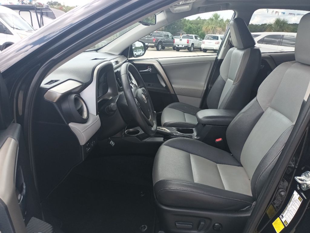 2013 Toyota Rav4 Image 7