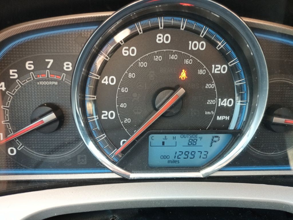 2015 Toyota Rav4 Image 12