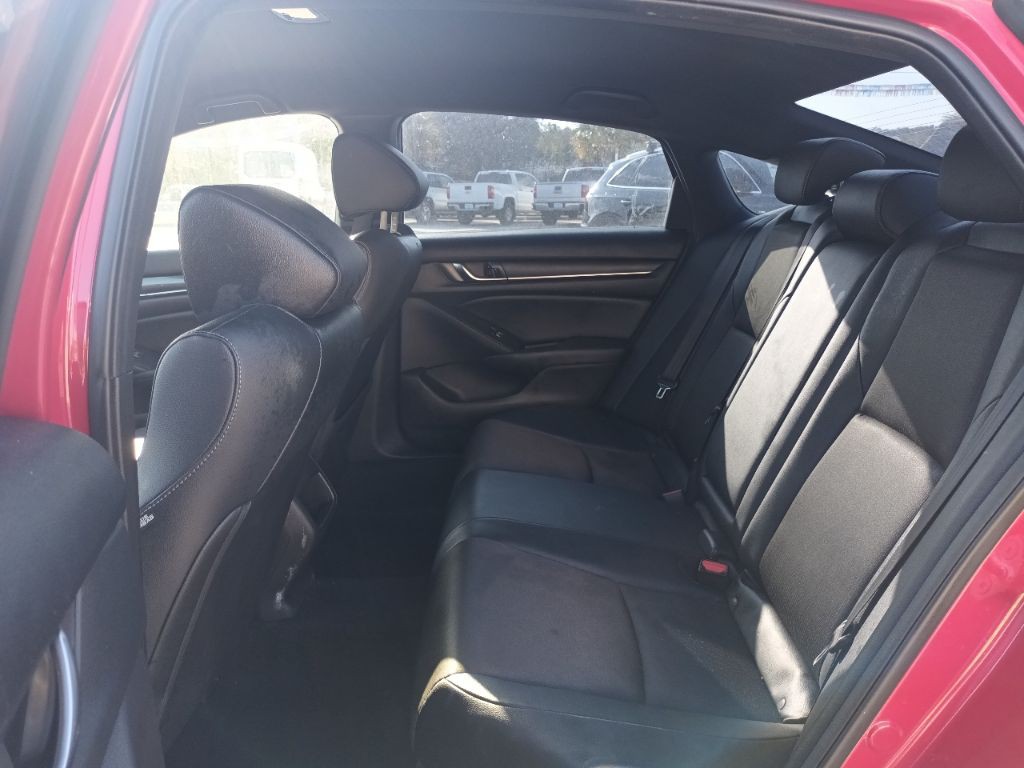 2019 Honda Accord Image 8